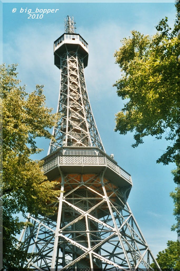 Prag - Petrin Tower (Aussichtsturm) by big_bopper