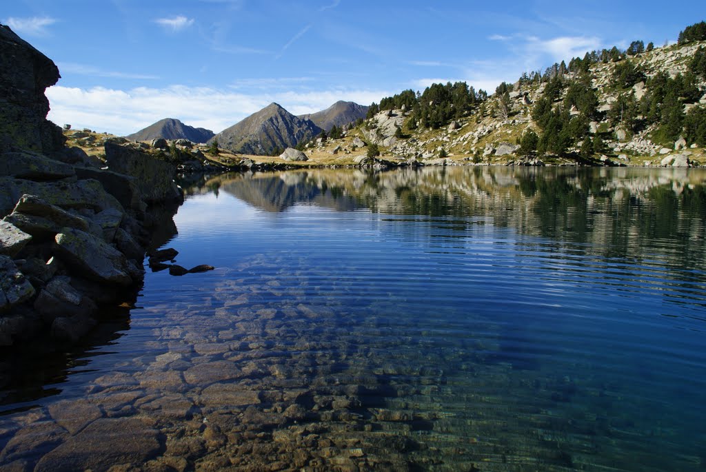 Estany Gemena de Baix by Anibal Jardim Agudo