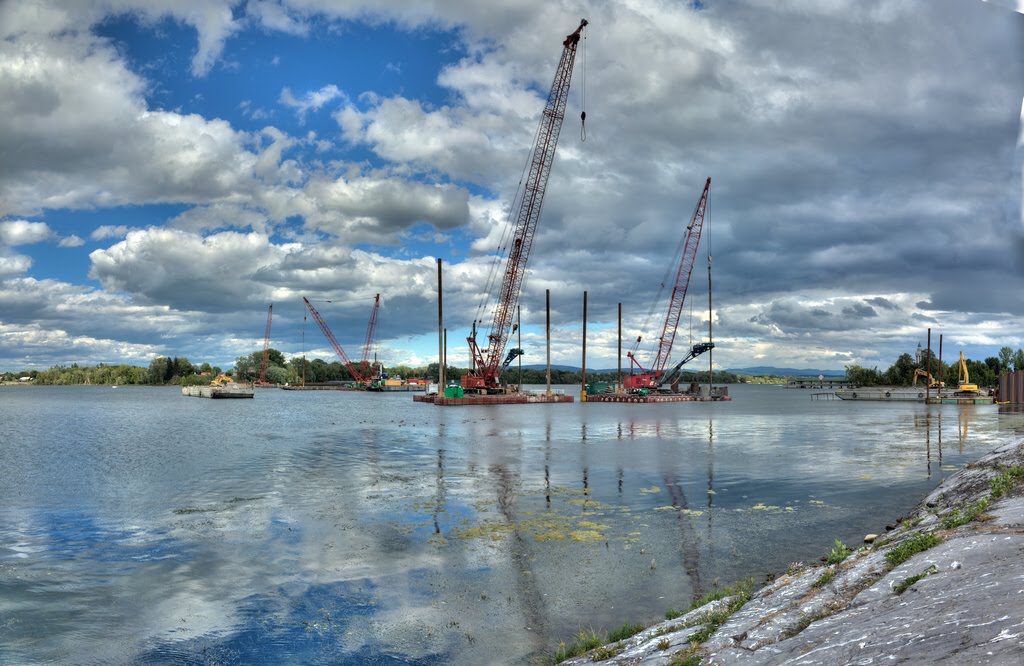 Start of New Bridge by Rolf R