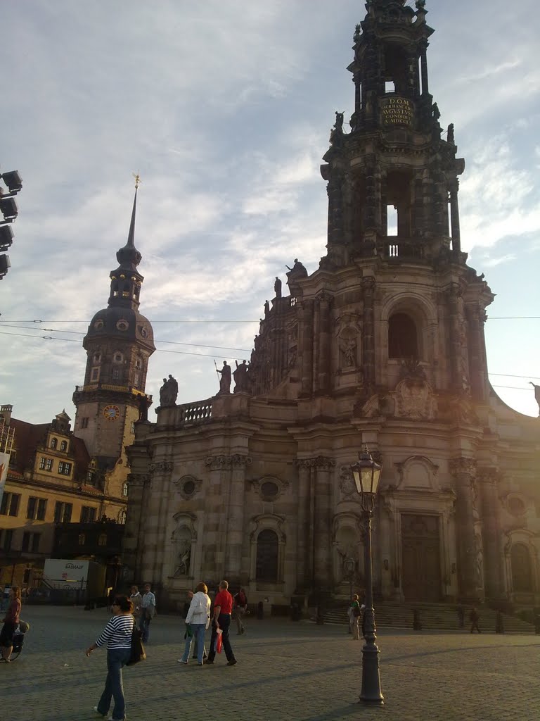 Dresden Alt stadt by Nasrin Nisamdeen