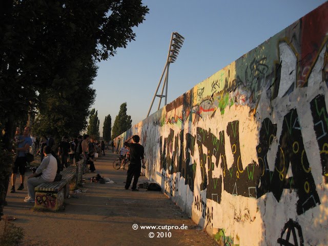 Mauerpark, Prenzlauer Berg, Berlin by cutpro