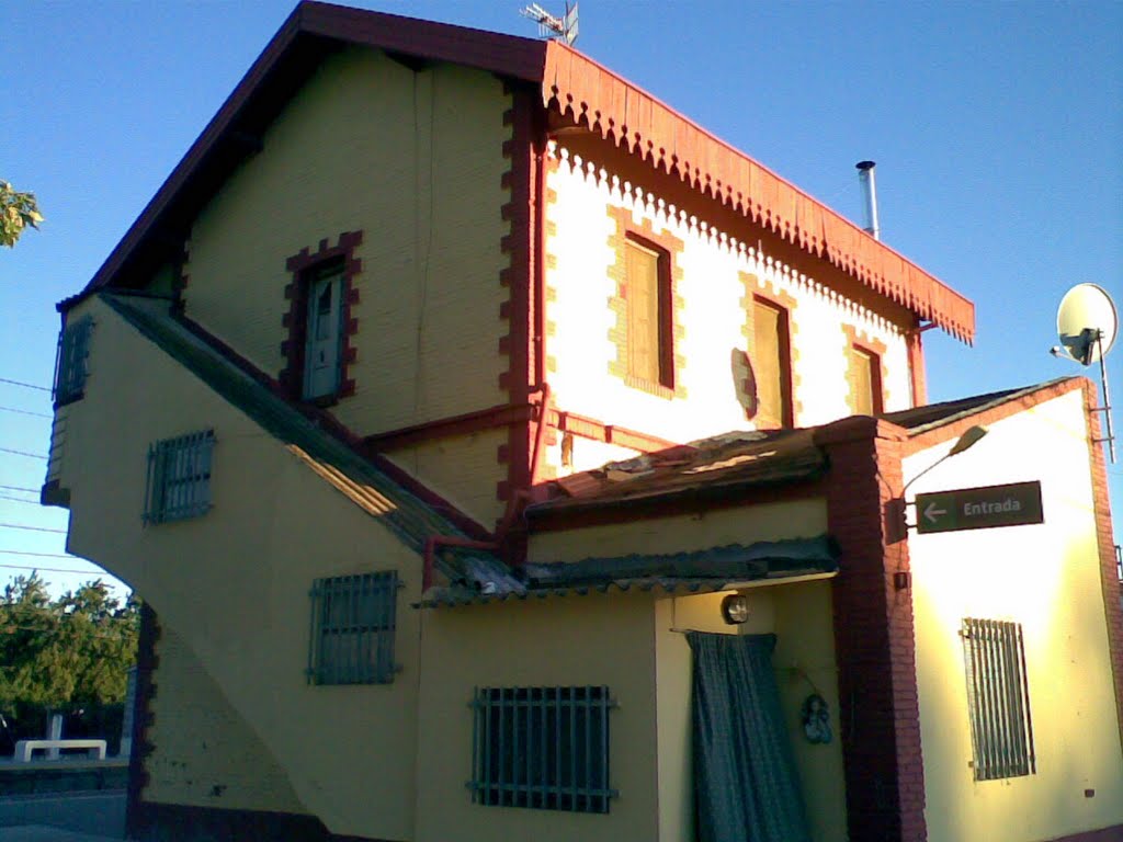 Estación de tren de Cubillas de Santa Marta by Casitaspucela