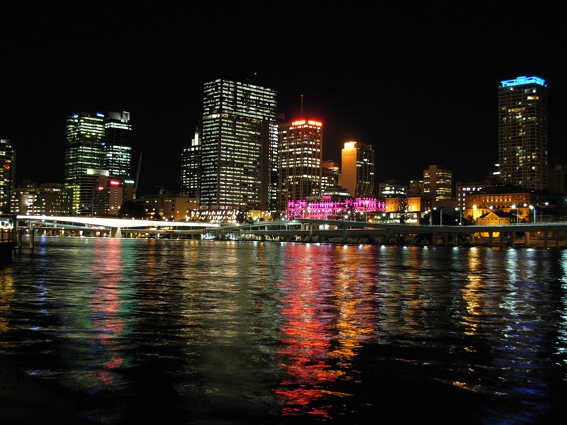 Brisbane de noche. 2010 by Jose Antonio Rodrigu…