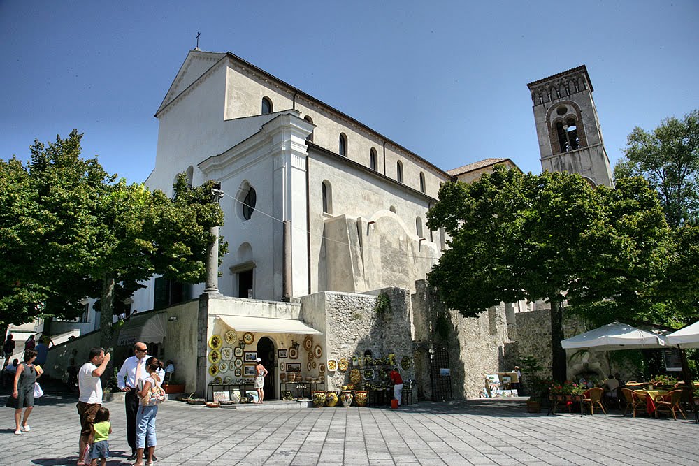 Ravello Amalfi Italy by Wallgo.com