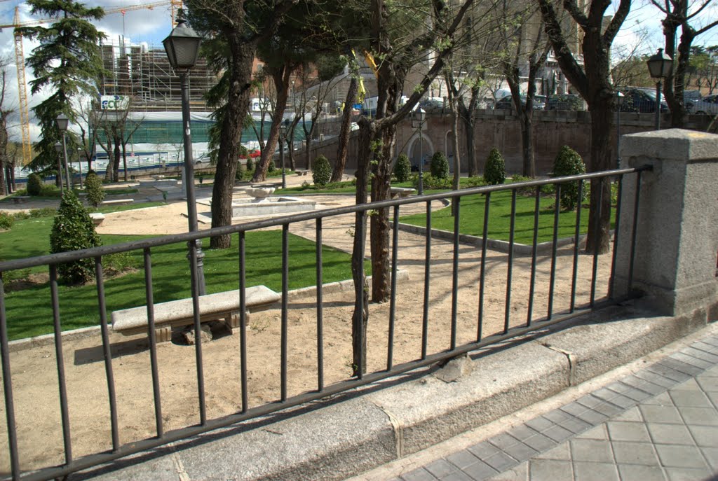 ® MADRID VERDE JARDIN DE LA CUESTA DE LA VEGA by Concepcion AMAT ORTA…