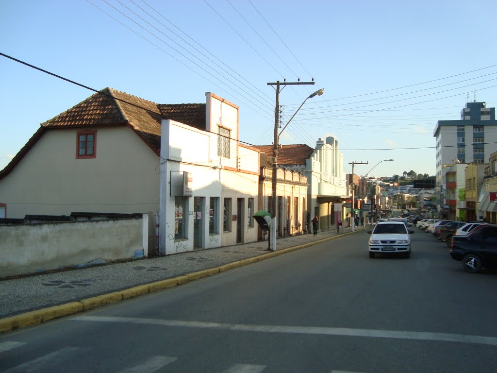 304 - Street November 15 / Rua XV by JoBaAm