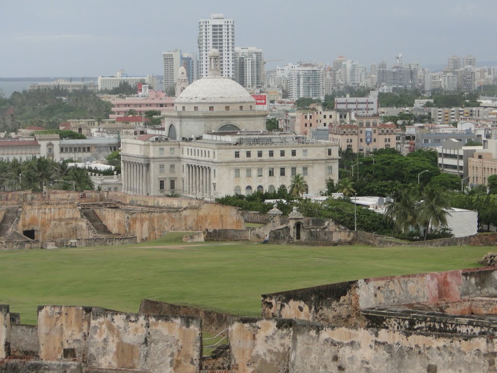 San Cristóbal, San Juan, 00916, Puerto Rico by hcotd