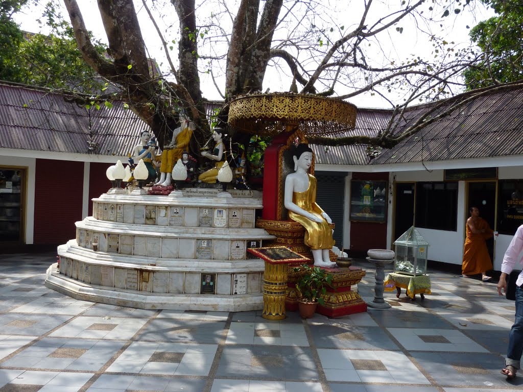 Doi Suthep by Wolfgang Markl