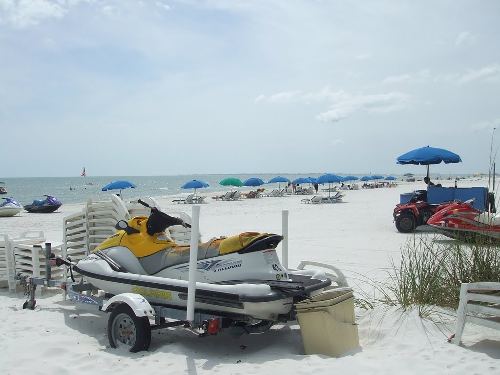 Fort Myers Beach, Florida, 14. Mai 2010 nachmittags by Wolfgang Hanko