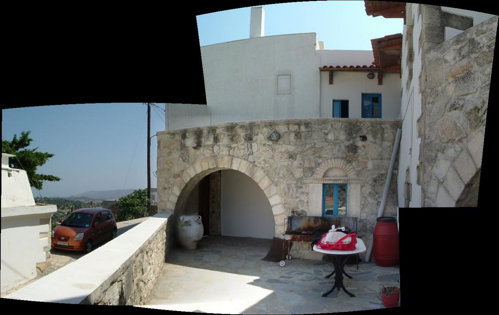 Argyroupoli traditional cretan house by Αλέξανδρος Ξ.