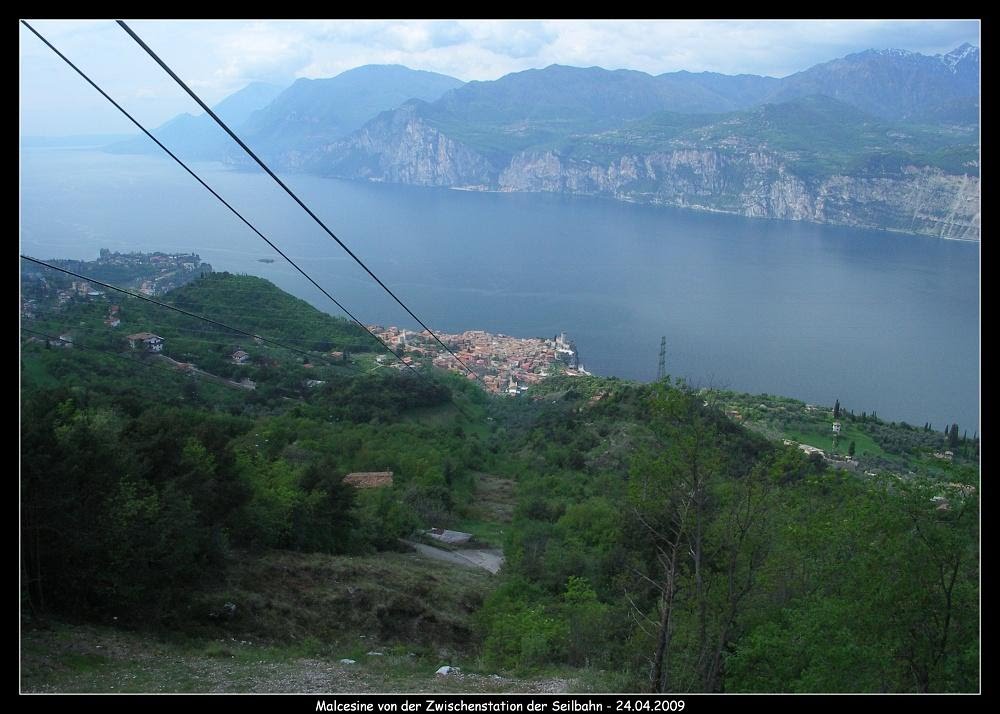 Blick von der Mittelstation auf den Gardasee by ThorstenGroedel