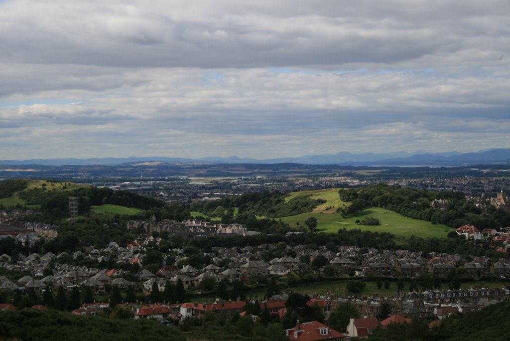 Looking north west from Braid Hill by ucallmemadam