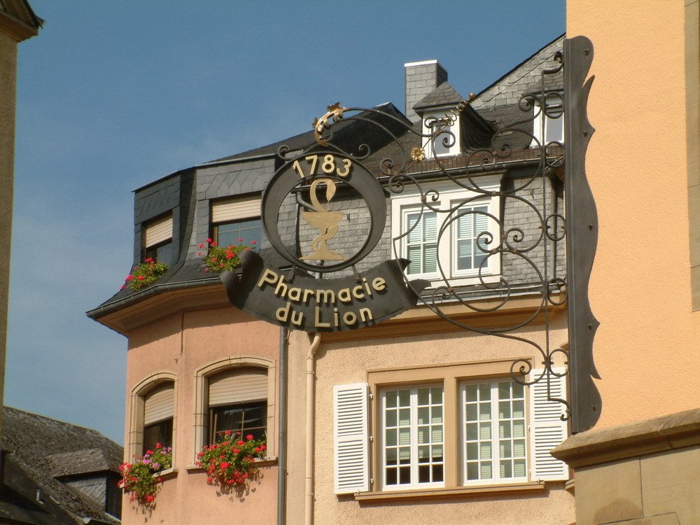 Luxembourg, Vianden, centre by Dick Korevaar