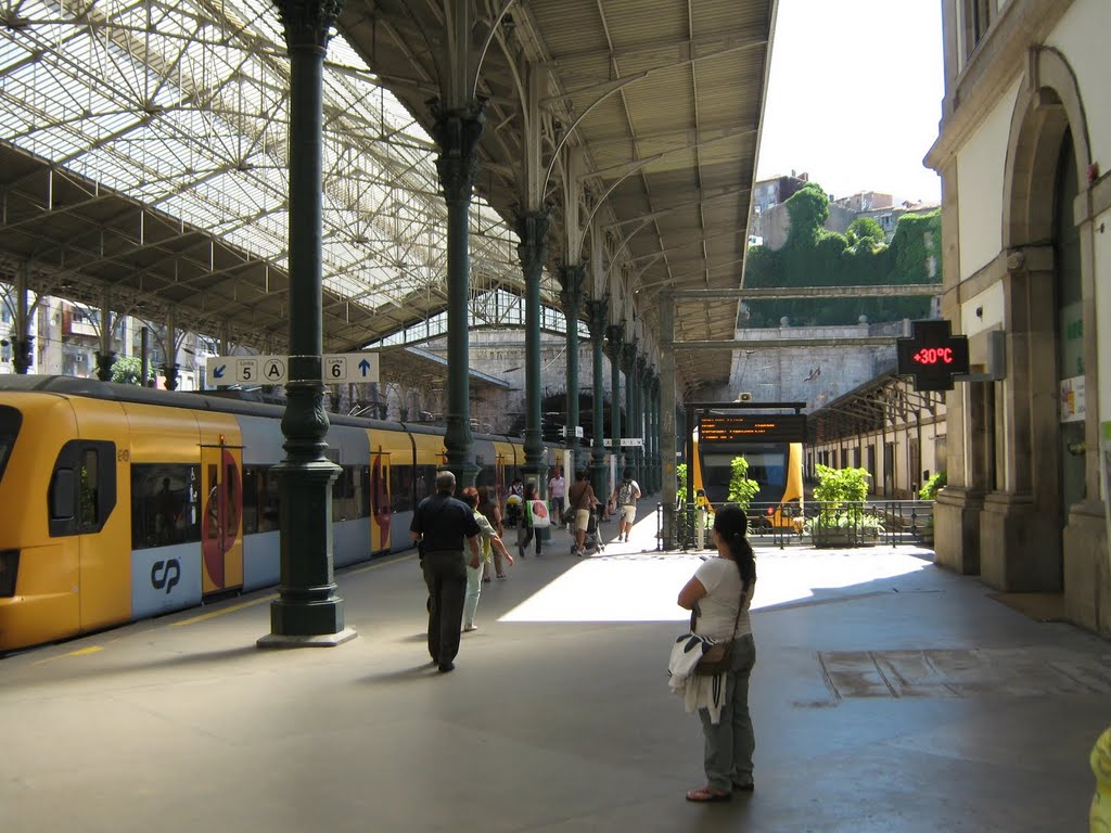 Estação de São Bento by Norberto Henriques