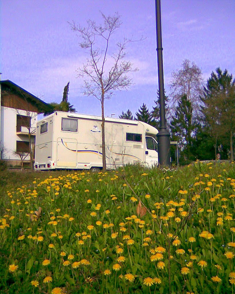 In sosta per visita al borgo di Portobuffolè (TV) by Robert@Dona