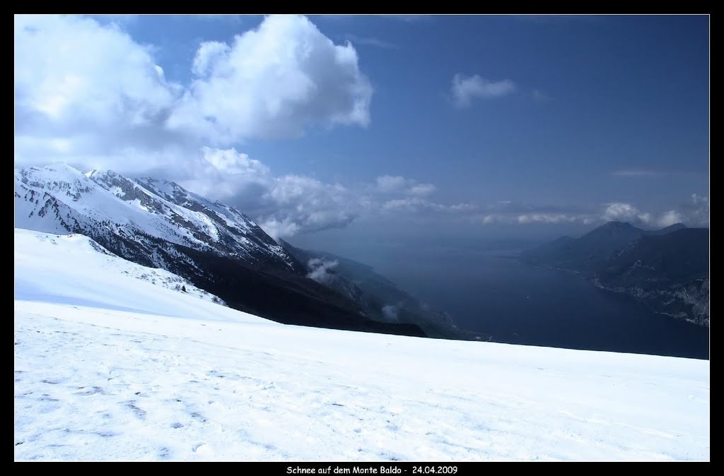 Blick vom MonteBaldo auf den Gardasee by ThorstenGroedel