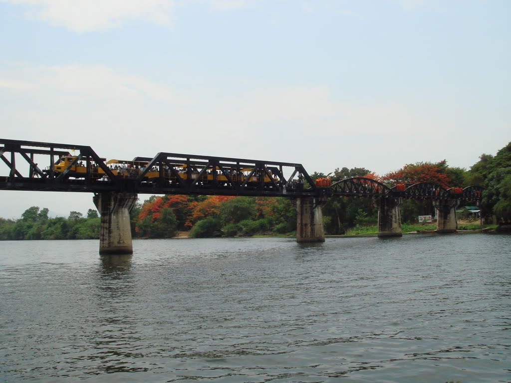 The Bridge On The River Kwai　（戦場にかける橋） by chippo