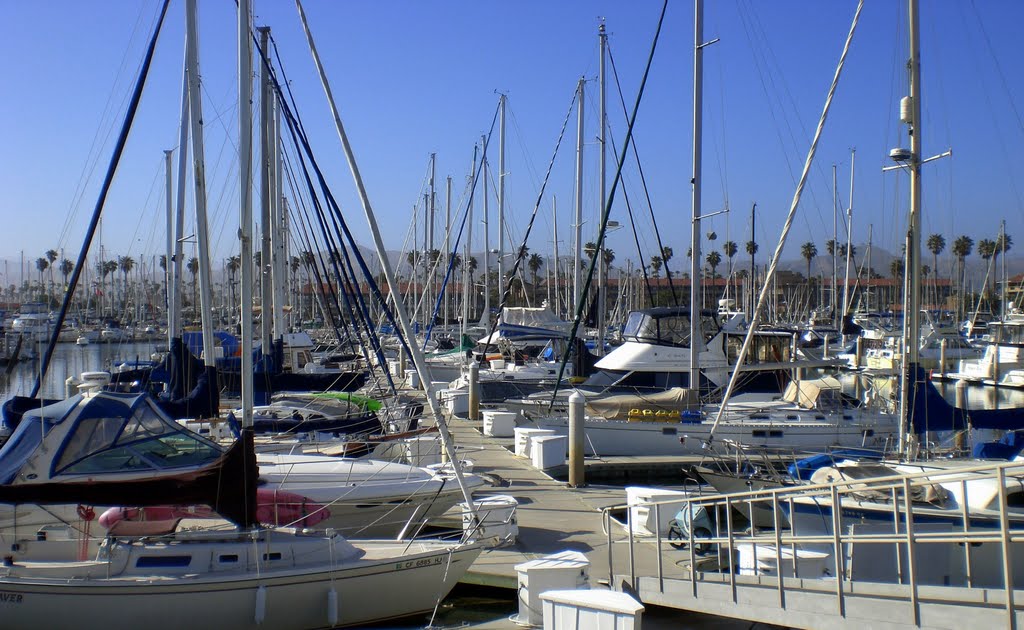 Ventura Harbor by Ray Janus