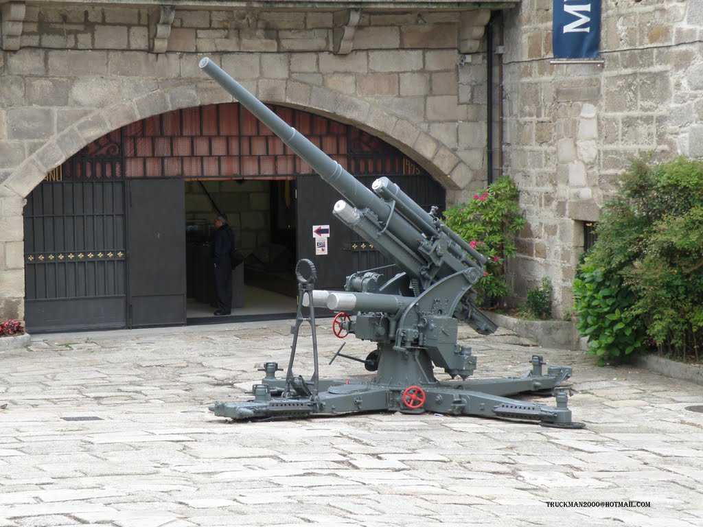 Museo Militar, La Coruña, España P6053223 by Truckman2000