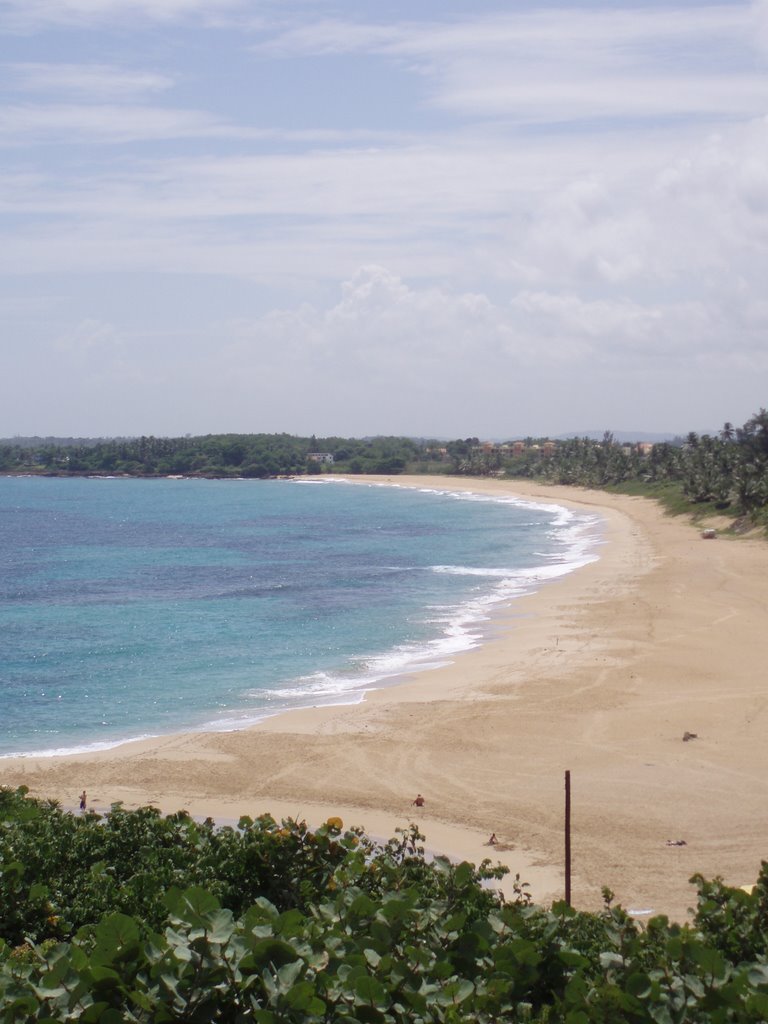 Playa Arecibo by JeanPaulRivera