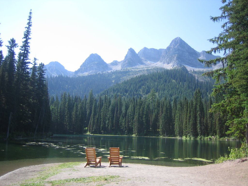 Island Lake in BC by Cristobal Ruiz