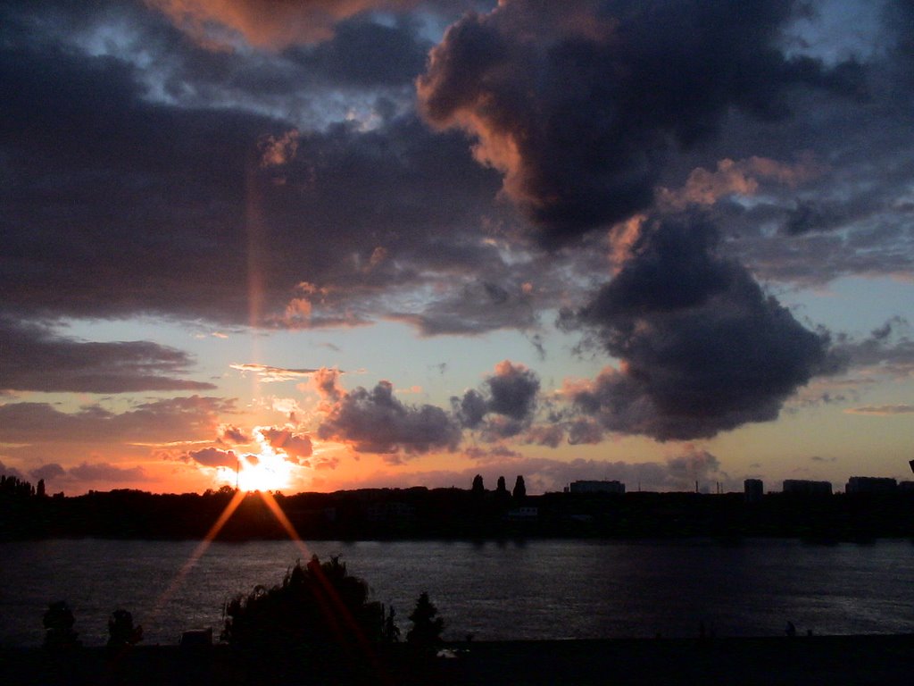 CLOUDS OVER THE SCHELDE by Eric Bloemen