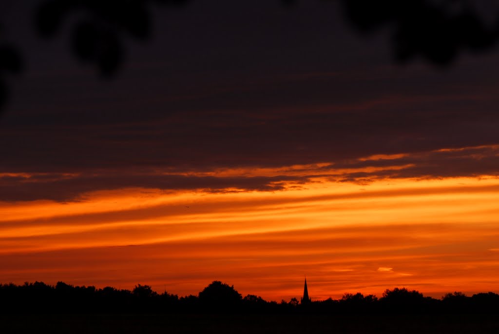 Fürth, Unterfürberg, Blick nach Burgfarrnbach, Juni 2010 by Stonecitykarl