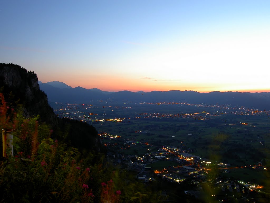 Sonnenuntergang am Karren mit Blick auf das Rheintal by AddOn2U