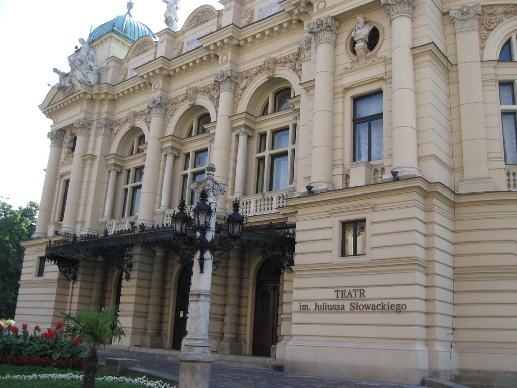 Juliusz Słowacki theater, Krakow, Poland by Lucien Kivit