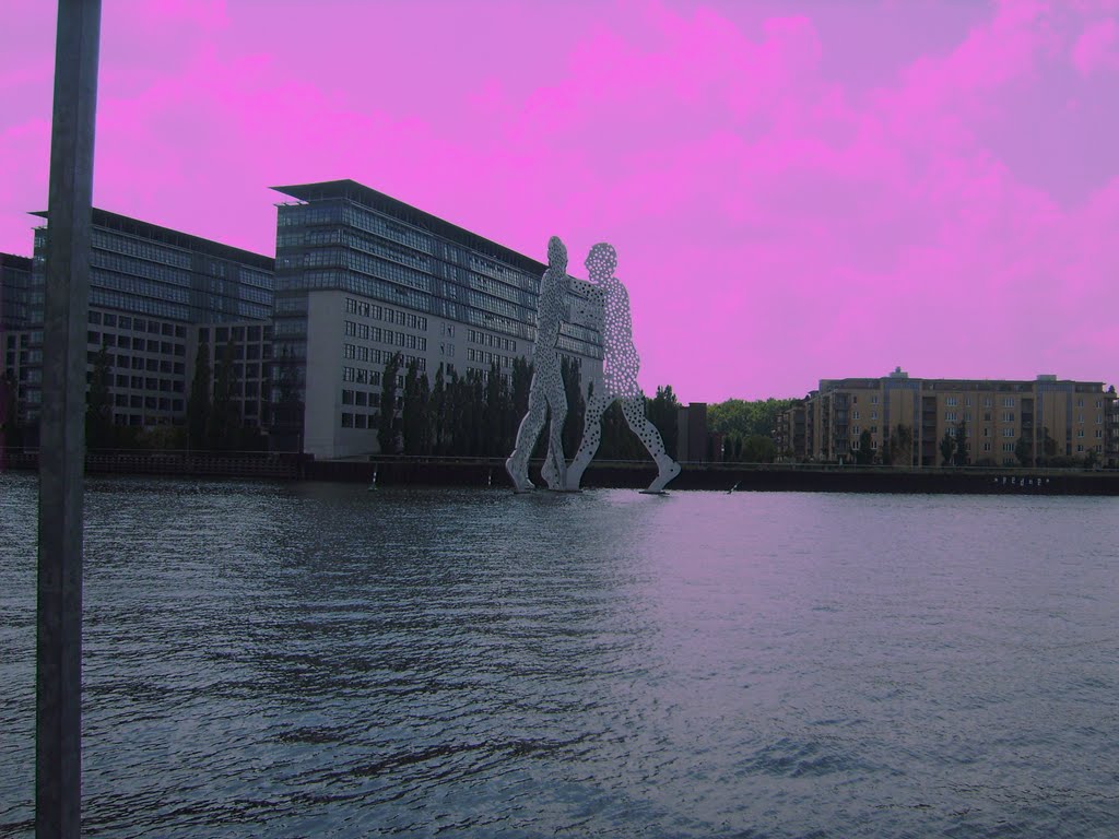 Molecular Man,Treptower, Berlin,Germany by Yacov Rosenblum