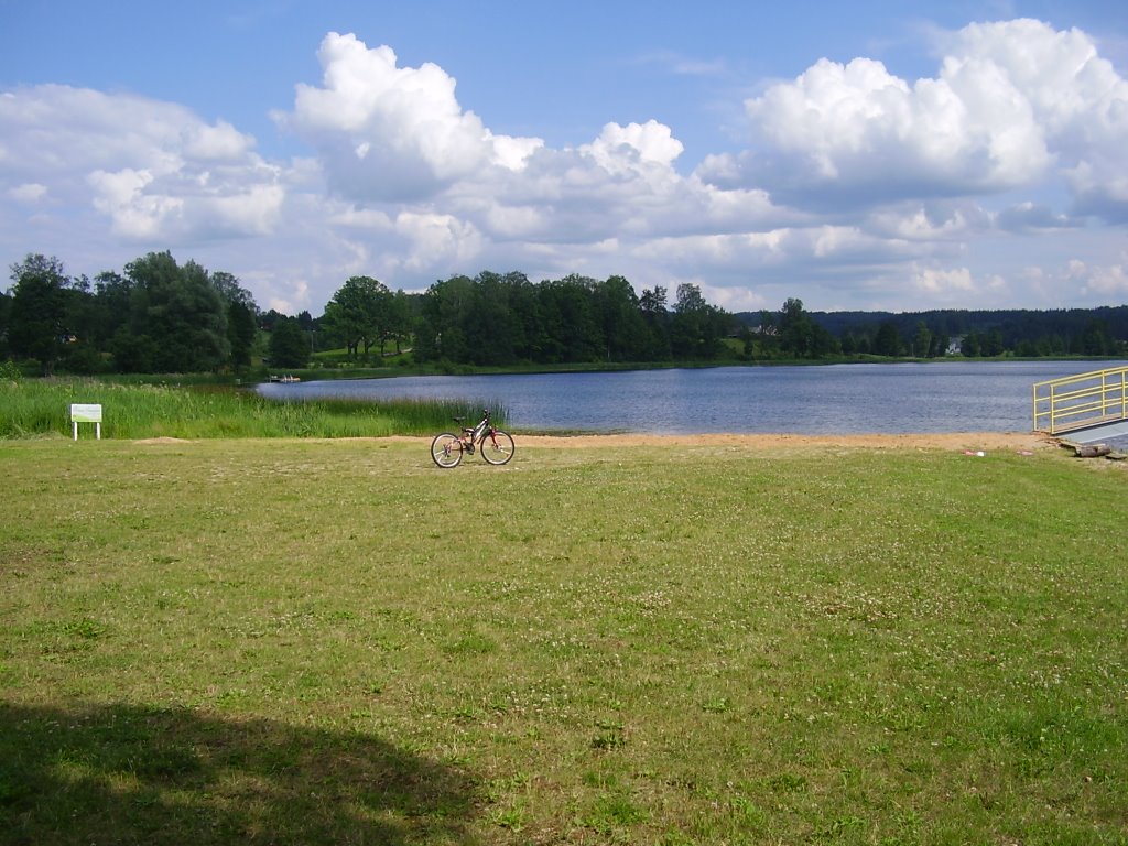 Rõuge lake by Taavi L