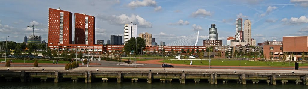 Rotterdam vanaf het water by InZicht