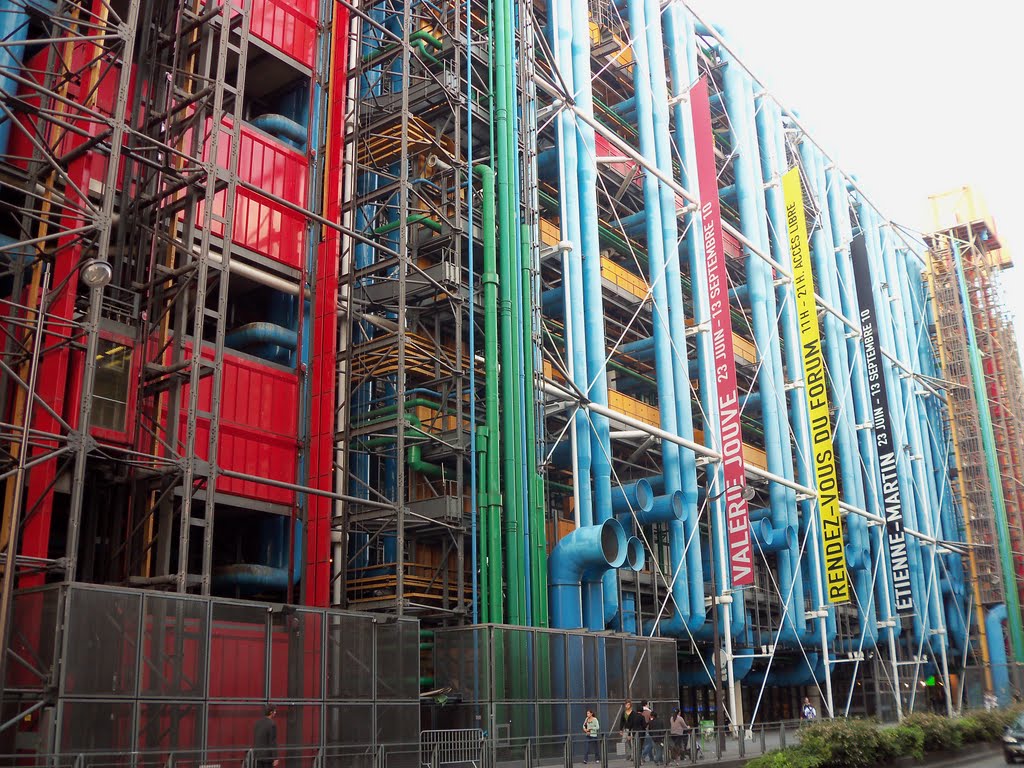 Pompidou by Ksenesk