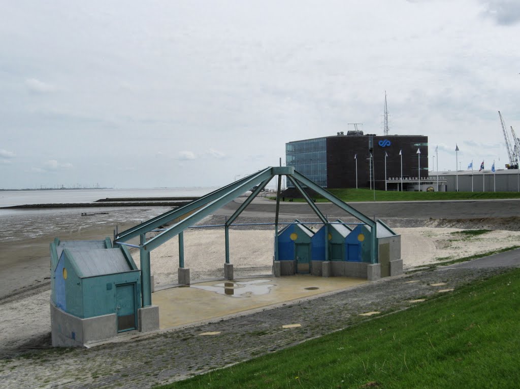 Groningen Seaport en Podium Strand Delfzijl by Netty van der Deen- …