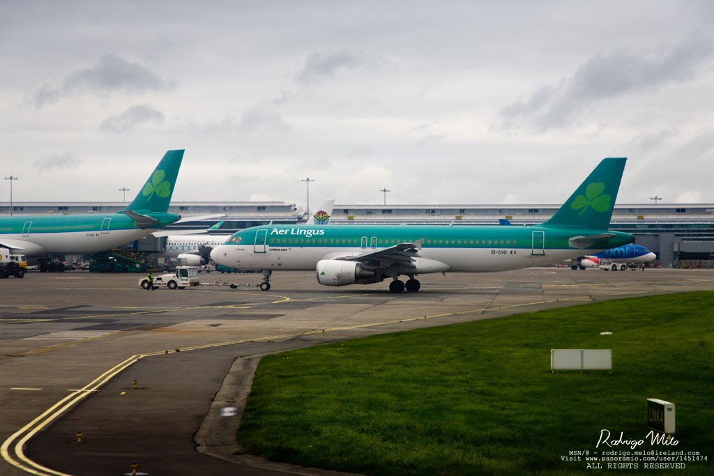 Arriving at Dublin Airport by ® Rodrigo Melo - Iri…