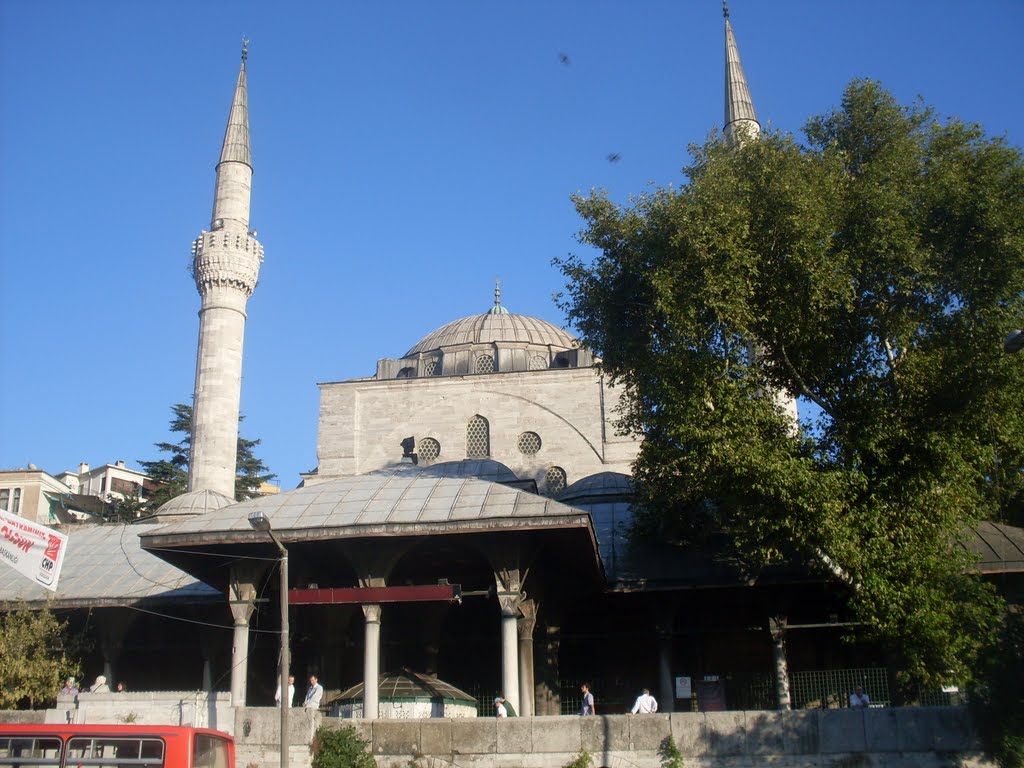 Üsküdar, Mihrimah Sultan Camii 5 by Kasım OKTAY