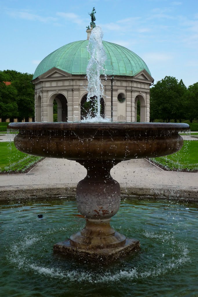 The Hofgarten - München, Germany by T NL