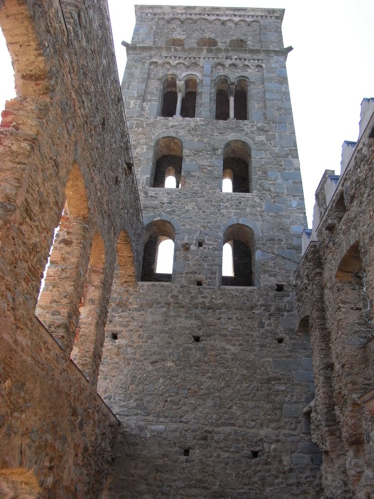 Torre monasterio - Sant Pere de Rodes by tonisavbcn