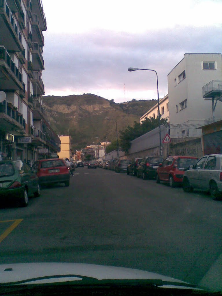 NAPOLI - VIA STANISLAO MANNA by ferdonio