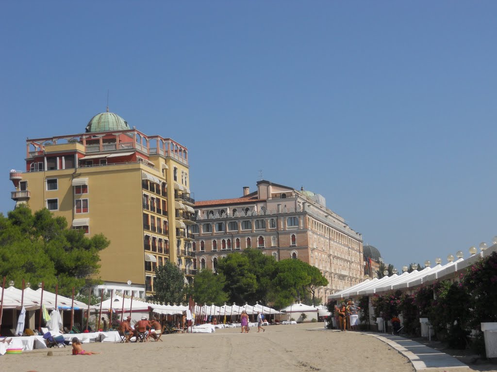 Hotel Excelsior - Lido di Venezia by Michele Lazzarini