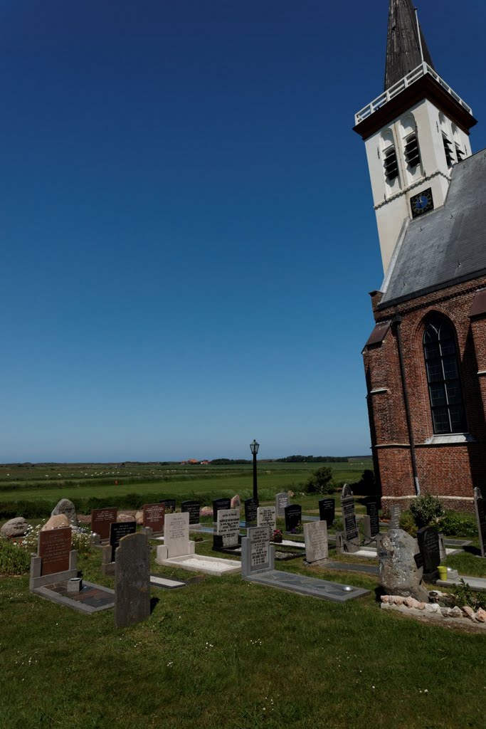 Texel - Den Hoorn - Cemetary of Protestant Church - View WNW by txllxt TxllxT