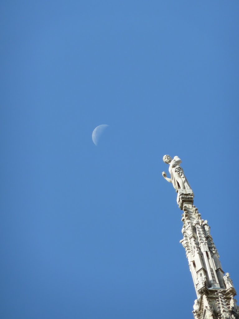 Guglia del Duomo e Luna [8/10] by danny1984