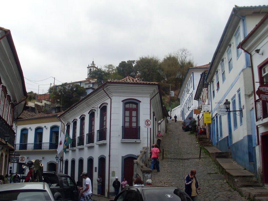 Ouro Preto - R. São José by Als Magnvs