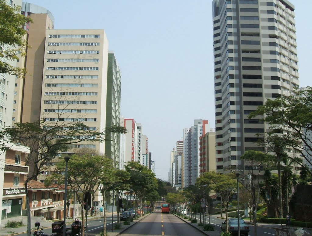 Rua Padre Anchieta - Champagnat by Jackson Cabral