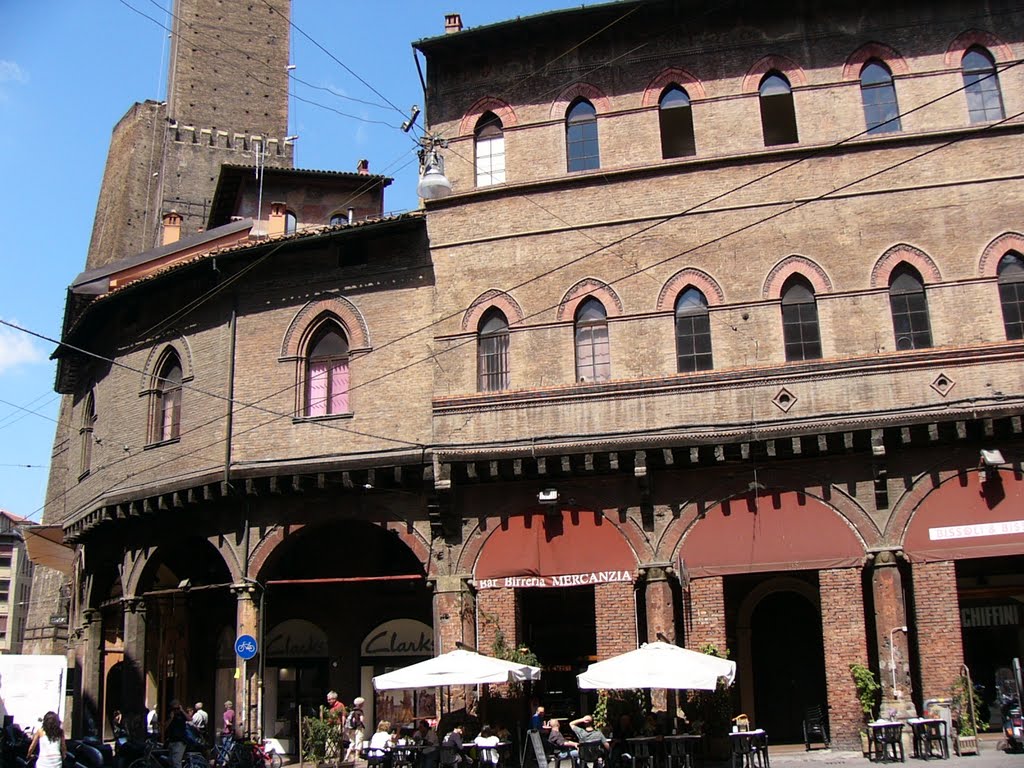 Bologna, case Seracchioli by Gianfranco Massetti