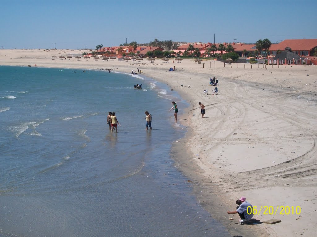 Playa view from top breakwater by Phillip V