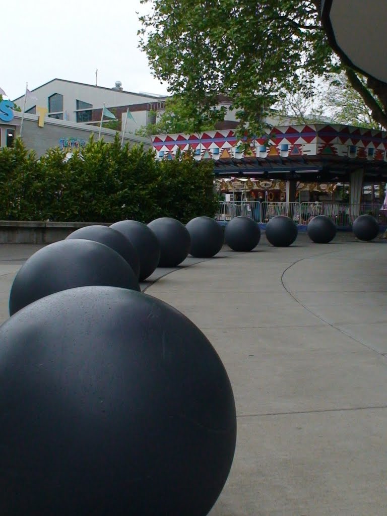 Below the Space Needle, WA by Brent_M