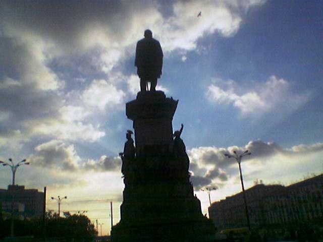 NAPOLI PIAZZA GARIBALDI by Giovanni DE PASQUALE