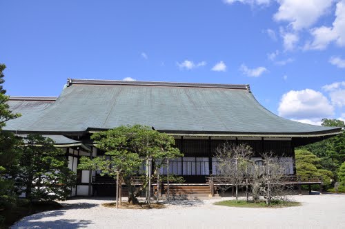 Sento Imperial Palace / Omiya Imperial Palace by sonotune