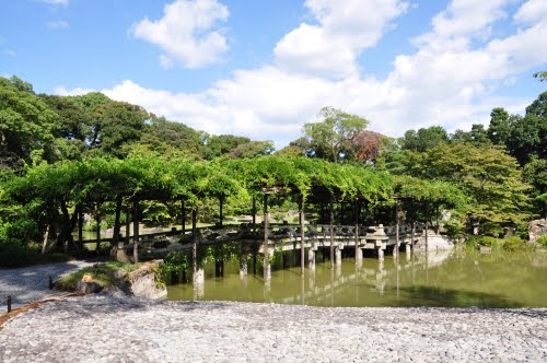 Sento Imperial Palace by sonotune